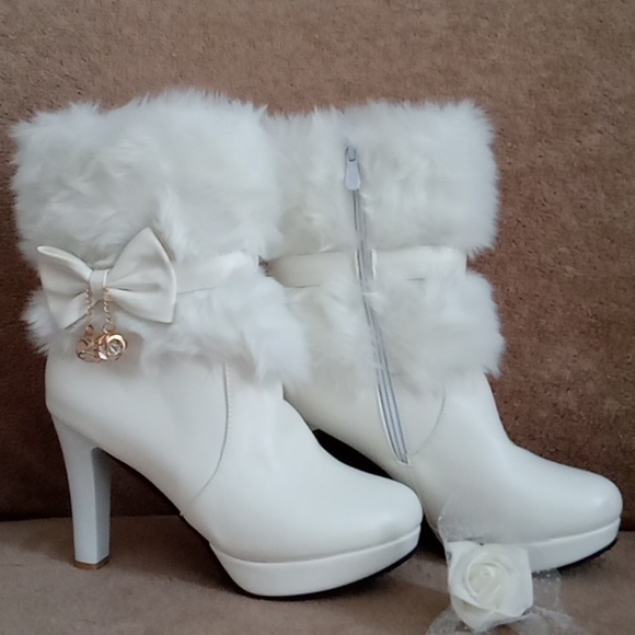Unbranded Shoes - Winter White Faux Fur Tall Ankle Boots